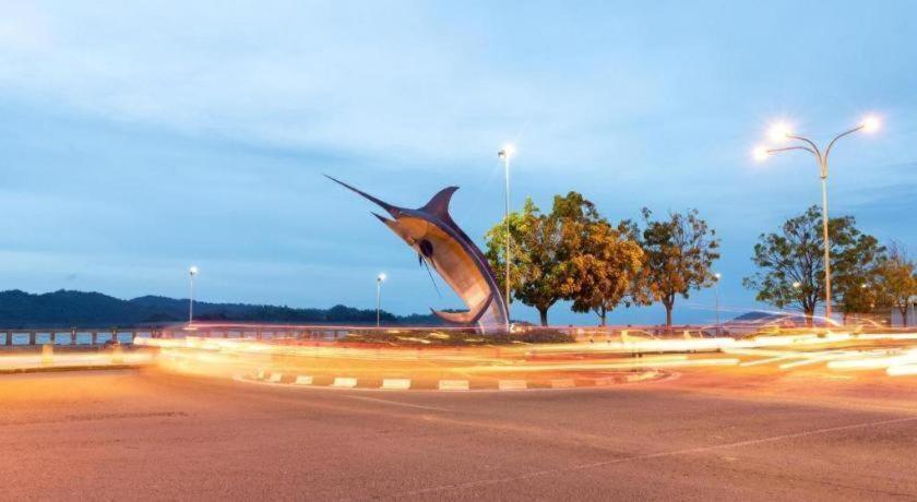 Hotel Seri Perkasa Kota Kinabalu Exterior photo